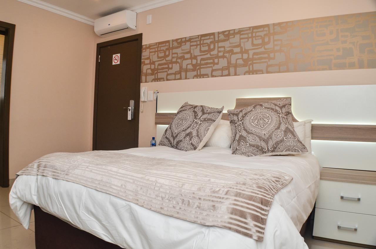 Solrand Hotel Durban Ngoại thất bức ảnh